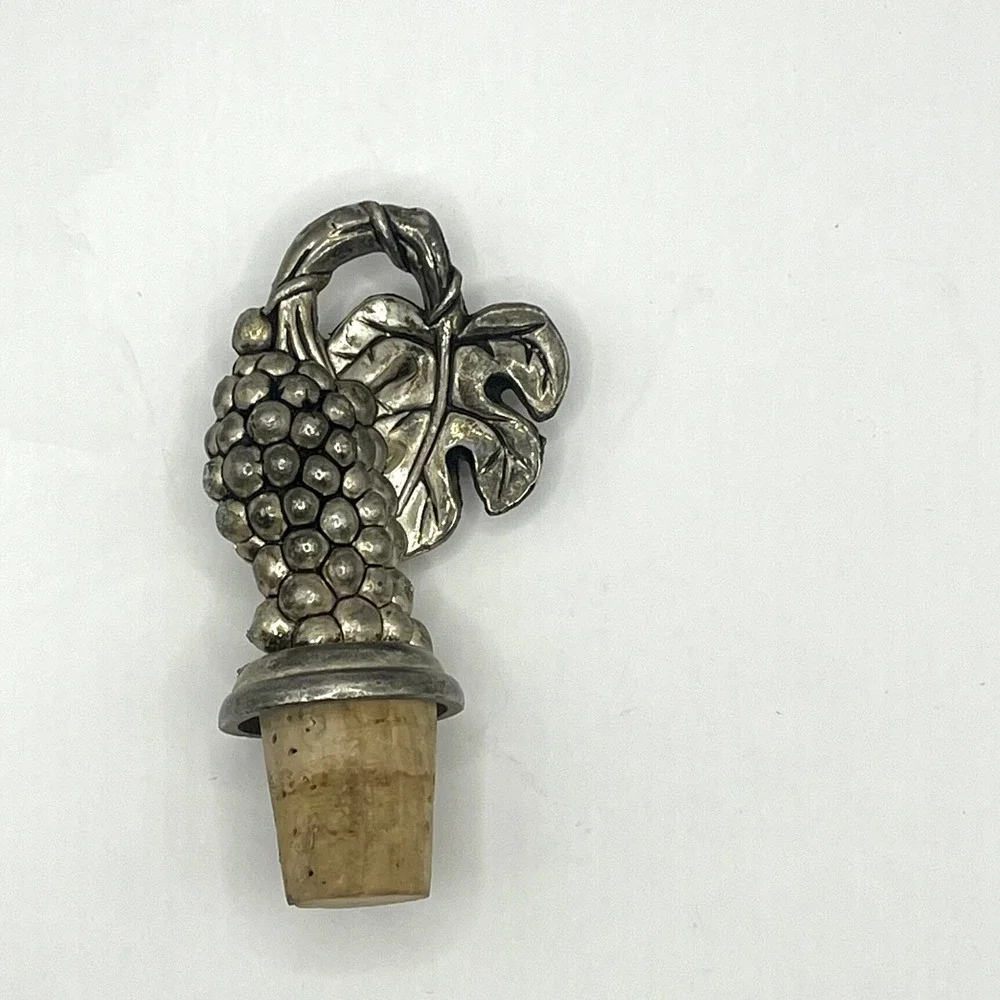 Vintage Silver Toned Grapes Heavy Metal Wine Cork Bottle Stopper Leaves‎ 3.5